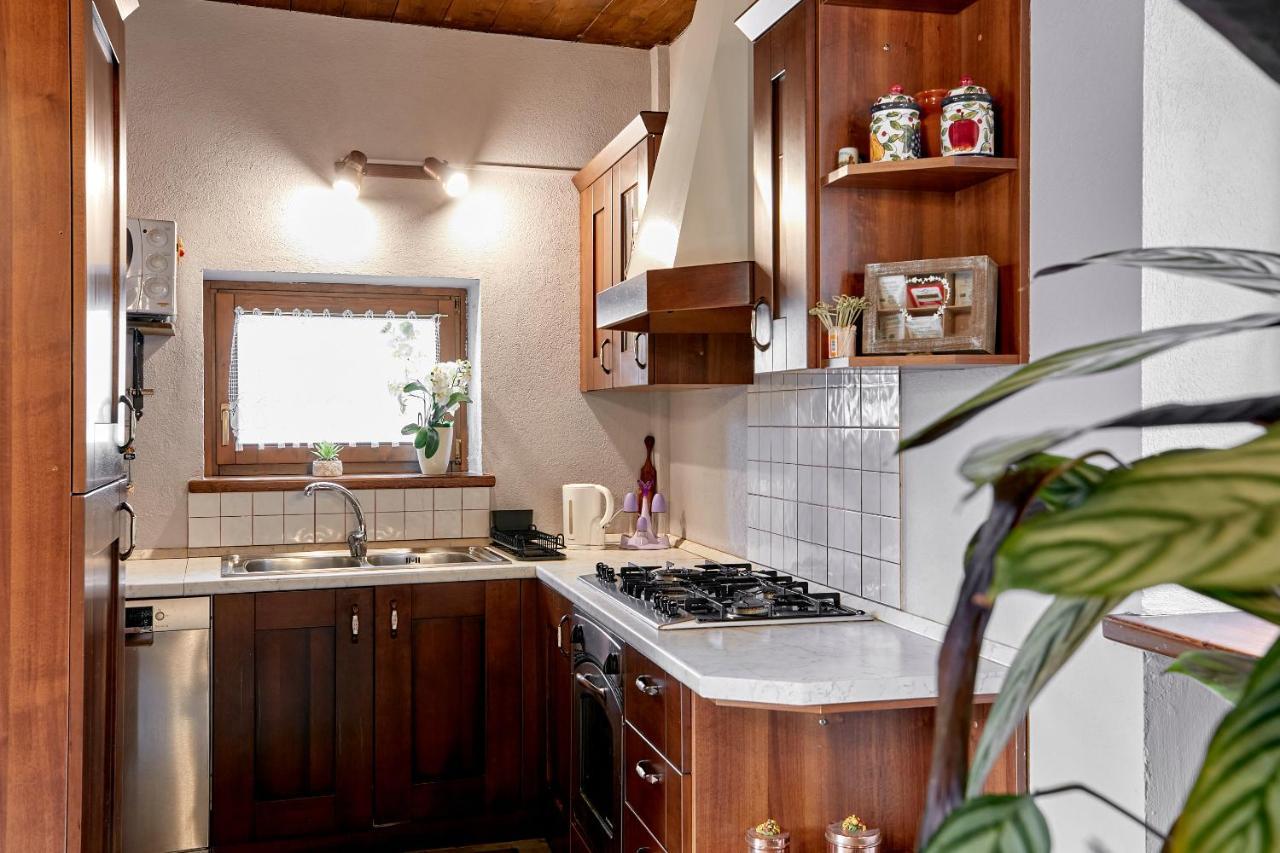 Villetta Con Giardino ⭑⭑⭑⭑⭑ - Wifi, Dogs Allowed بييلا المظهر الخارجي الصورة