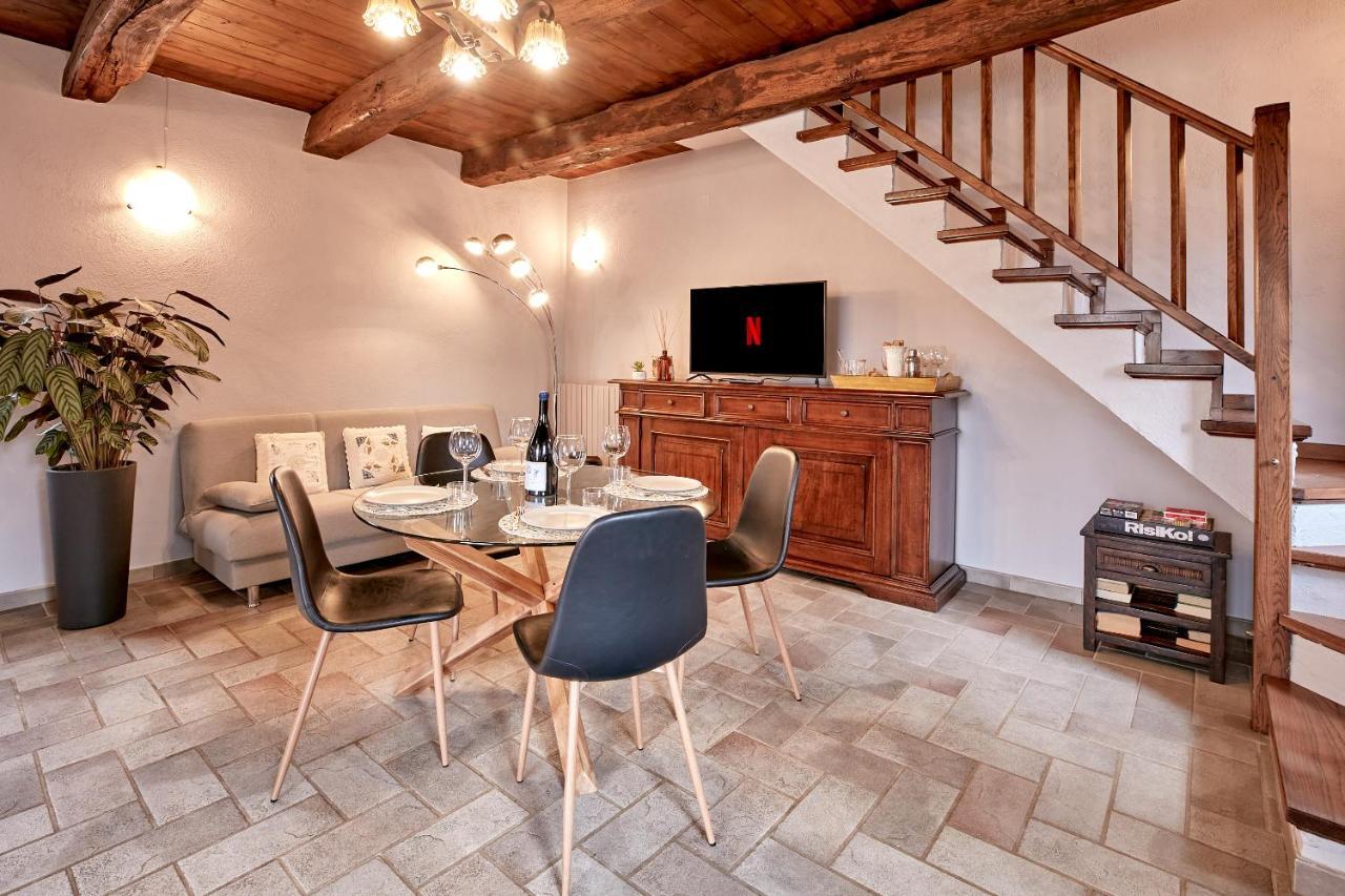 Villetta Con Giardino ⭑⭑⭑⭑⭑ - Wifi, Dogs Allowed بييلا المظهر الخارجي الصورة