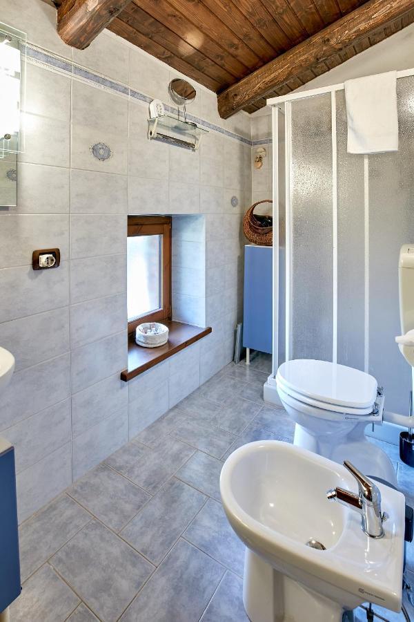 Villetta Con Giardino ⭑⭑⭑⭑⭑ - Wifi, Dogs Allowed بييلا المظهر الخارجي الصورة