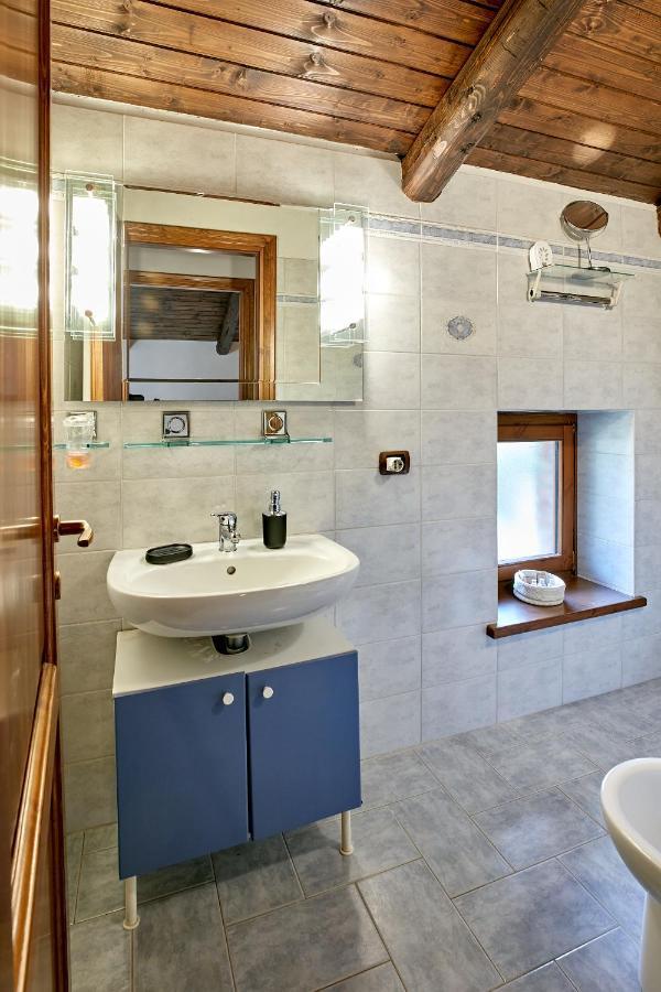 Villetta Con Giardino ⭑⭑⭑⭑⭑ - Wifi, Dogs Allowed بييلا المظهر الخارجي الصورة