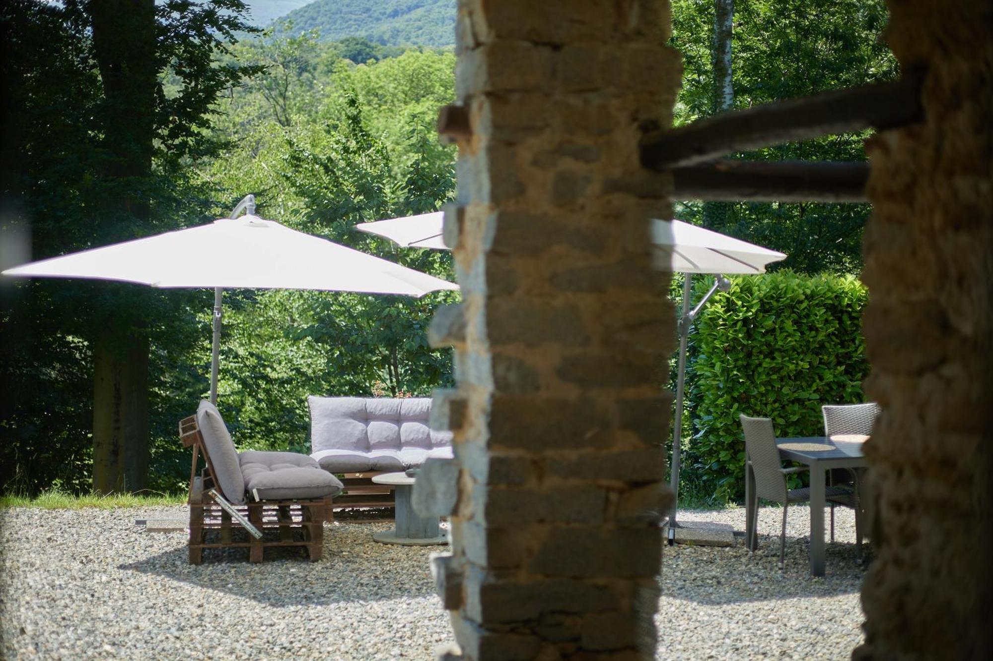 Villetta Con Giardino ⭑⭑⭑⭑⭑ - Wifi, Dogs Allowed بييلا المظهر الخارجي الصورة