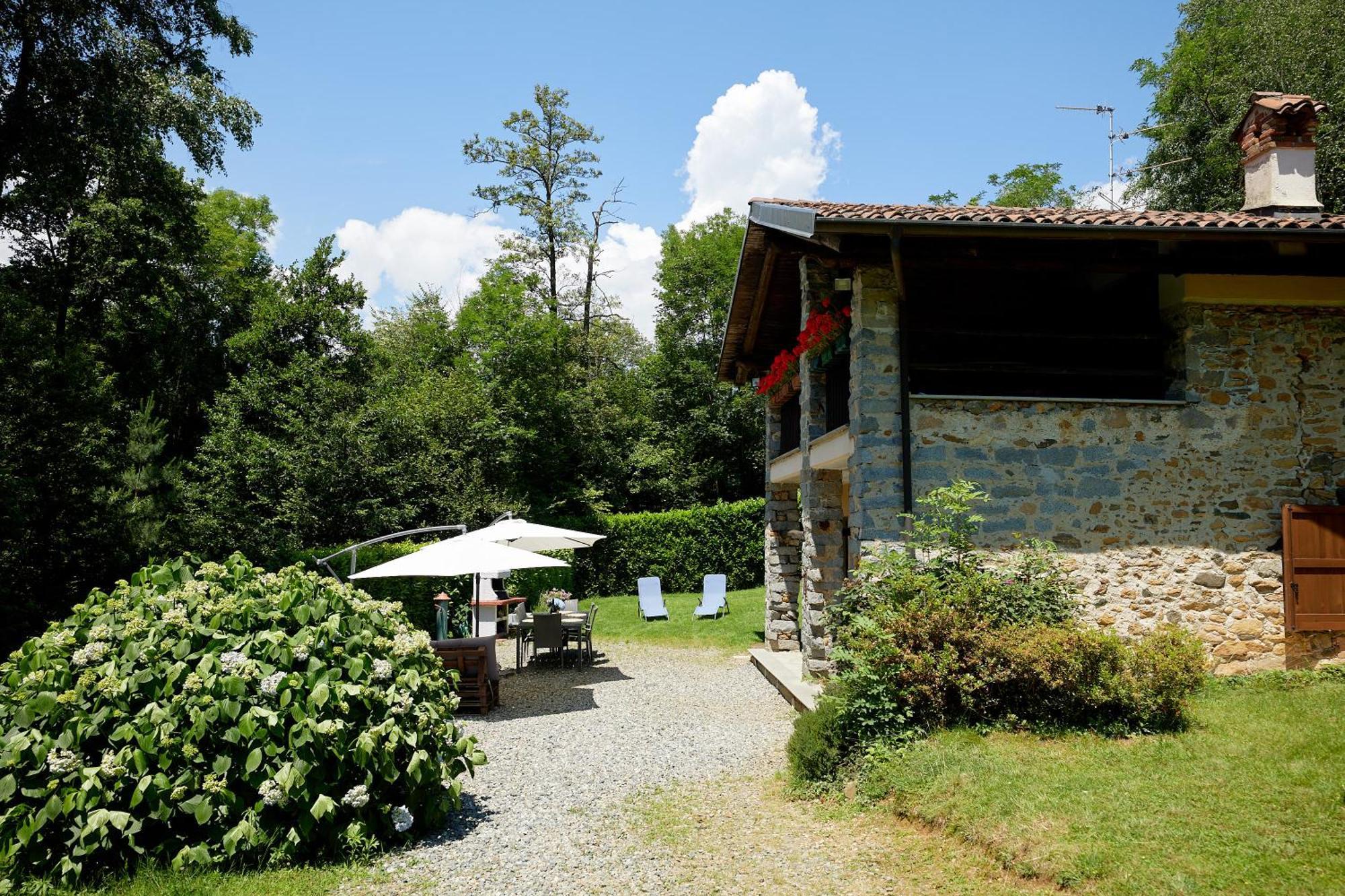 Villetta Con Giardino ⭑⭑⭑⭑⭑ - Wifi, Dogs Allowed بييلا المظهر الخارجي الصورة