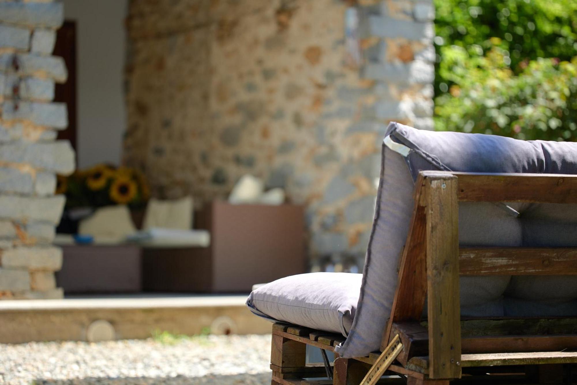 Villetta Con Giardino ⭑⭑⭑⭑⭑ - Wifi, Dogs Allowed بييلا المظهر الخارجي الصورة